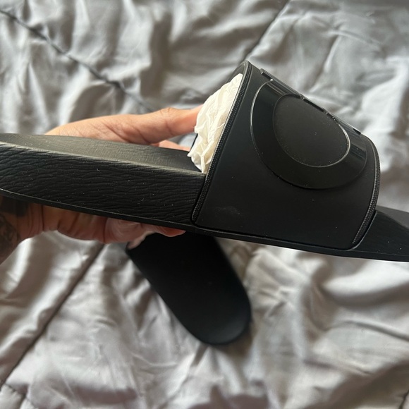 Salvatore Ferragamo Groove slides NWB size 7M - Picture 6 of 7